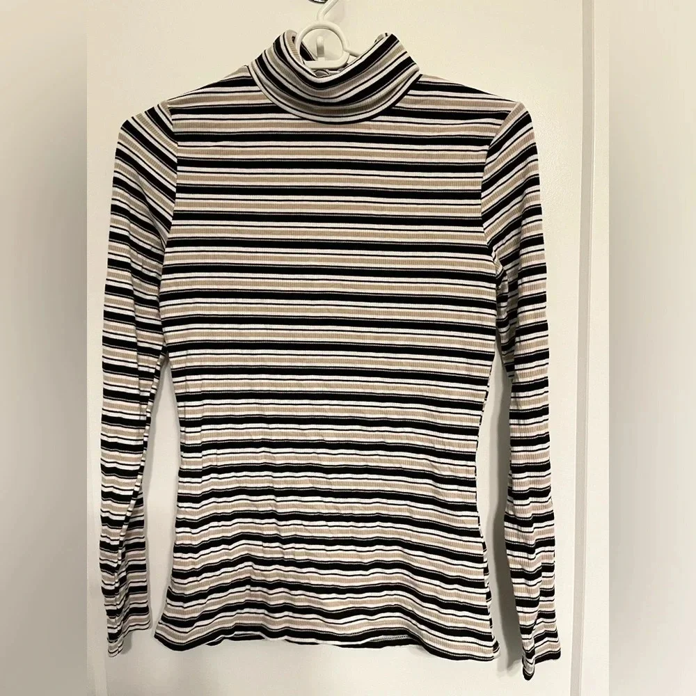 Striped ribbed turtleneck black tan white size small NWOT - Picture 4 of 10